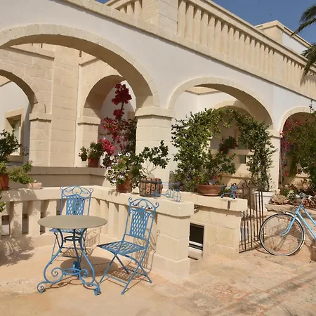 Luis Guest house *