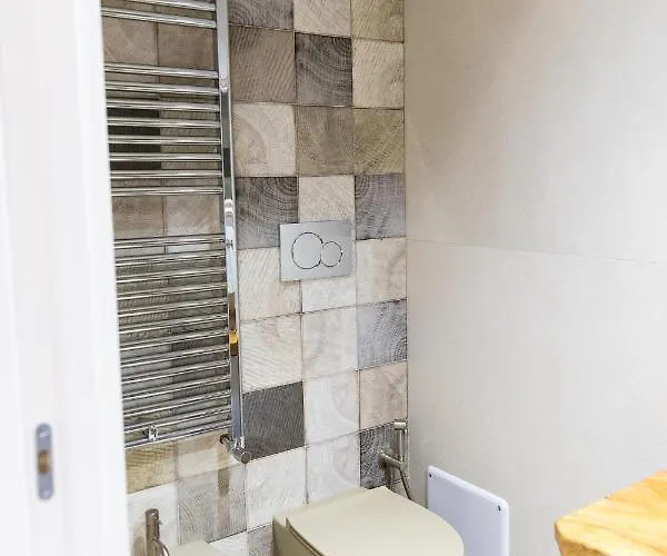 Luis בית הארחה פאסאנו